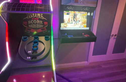 “Backyard Is OMG” Spa Pool BBQ Game Room Views - Foto 17