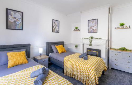 Open Mind Property - 6 Beds & Free Parking - Foto 16