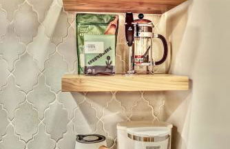 Peaceful Ranch Overlooking Mustangs with Full Kitchen & Fireplace - Foto 15