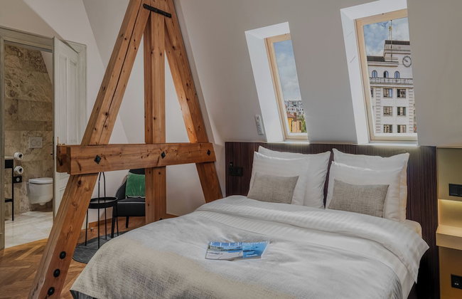 Mottl House by Adrez - Photo 21