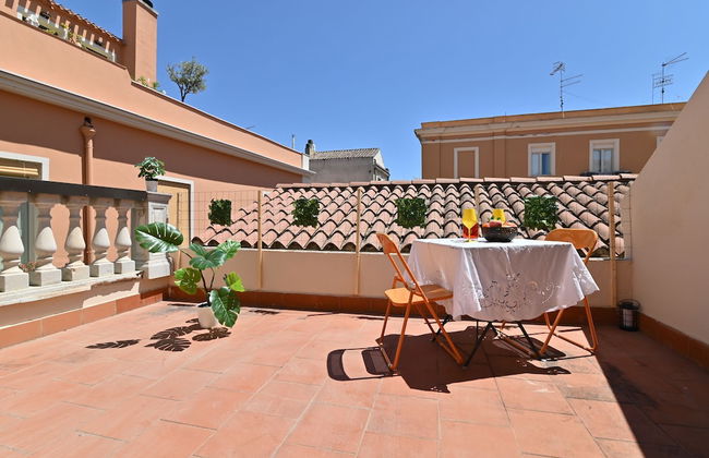 IzzHome Full Center Terrace - Foto 36