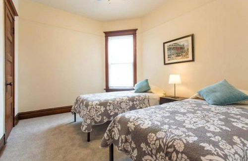 Wrigley Oasis! Steps from the Field! - 3BD 1BA - Foto 31