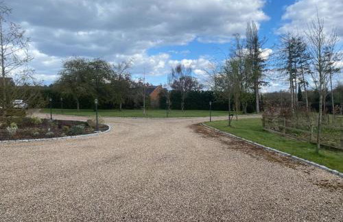 Oak Bray Coach House - Photo 5