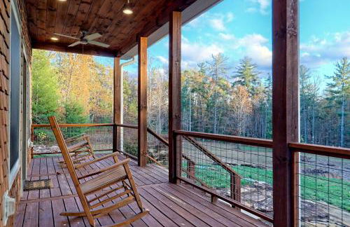 Stunning Cottage Rental Ideal for a Family to Go Glamping in Georgia - Photo 35