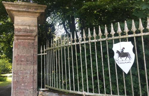 Les Escuries, dépendances du Château - Foto 17