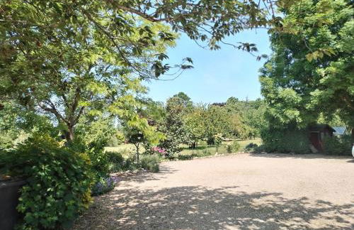 Domaine des Cerisiers - Piste cyclable reliant Honfleur - Parking privé & grand jardin - Foto 8