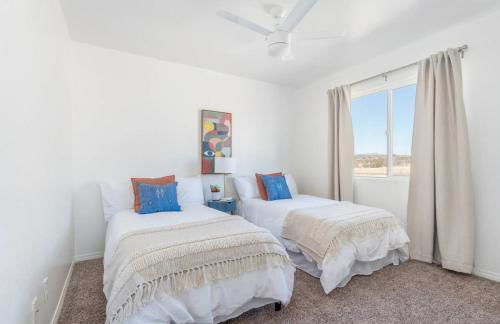 Casa Del Sol-Mountain View 3BR Home w Pool Hot Tub - Foto 2