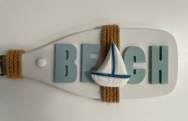 Contemporary Beachfront Bungalow With Direct Access to the Sea - Foto 33