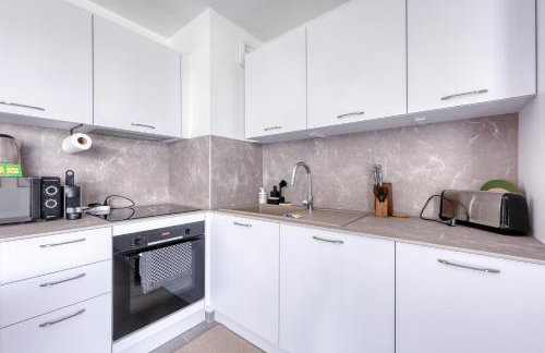 Les Lumières du Cinquième , 2 chambres , clim , wifi , Cap3000 à pied , parking - Foto 17