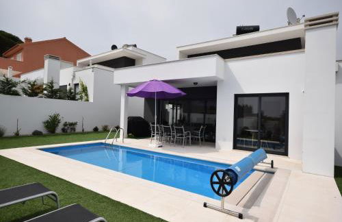 Holiday Home; Nazare Beach for Surfing - Photo 23