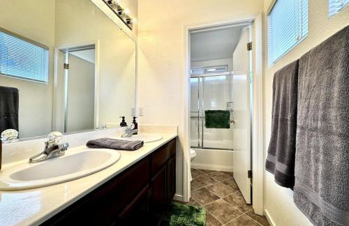 King Bed Retreat, Pet-Friendly, Rancho Cordova - Foto 13