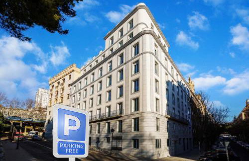 Plaza de España Skyline - Photo 2