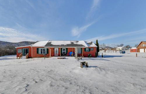 Waterfront Lake George Retreat with Shared Dock - Foto 27