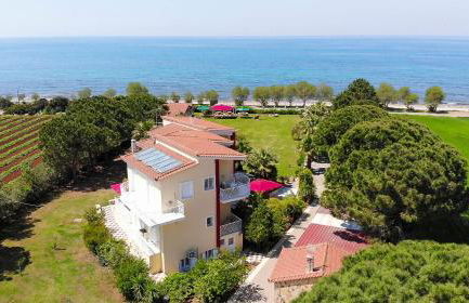 Irida Beach Resort Suites - Foto 1