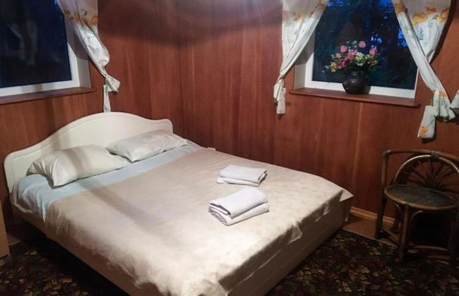 Valensija - Cute Cottage in big Yard - Photo 5