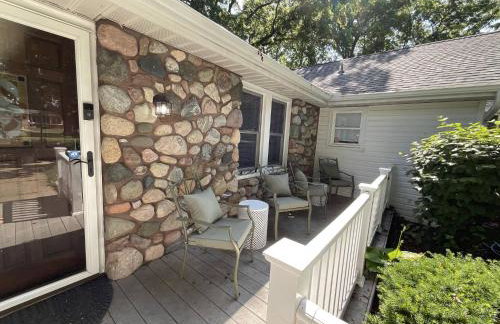 Secluded Luxe 5BR Estate| Pool, Wineries, Near ND - Foto 6