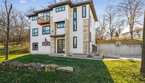 4BR Home with 4 Private Bathrooms 20 Min from Airport - Foto 3, Garden, Garden view