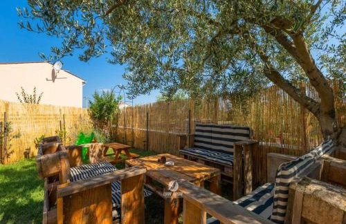 Adorable Home With Private Garden and Bubble Bath - Foto 54