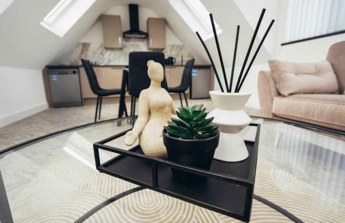 30% off this week only with WiFi and Parking - Photo 2