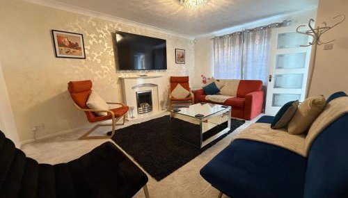 Spacious Modern 3 Bed Home Near Batley Train Station with Free Parking - Foto 3