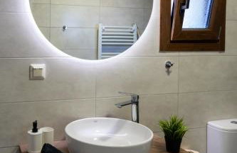 Το Σπίτι της Γιαγιάς 2 (Grandma's House 2) - Foto 22