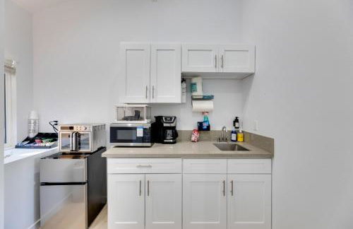 Walk to Main St! Pet-Friendly Alhambra Studio - Foto 3