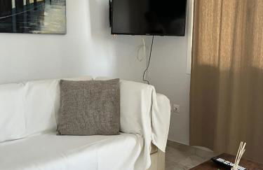 Lovely 1-bedroom apartment in front of sandy beach - Foto 8