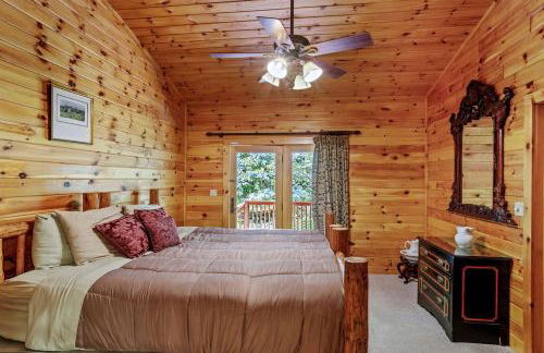 Spacious Villa Rental with a Pool for a Large Group near Catskill Mountains, New York - Photo 27