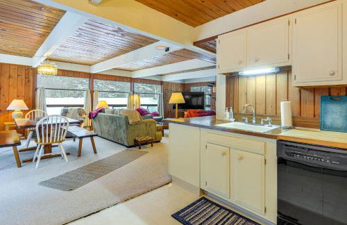 Ski, Hike and More! Year-Round Retreat in West Dover - Foto 9
