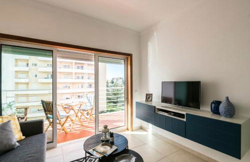 Algarve Beach Vibes Apartment, WiFi, Pool, AC, BBQ - Photo 19