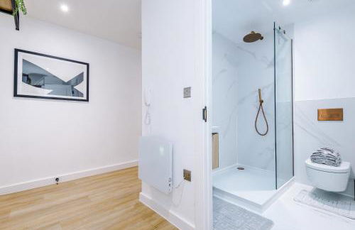 Stylish 2-Bed Apartment - Prime Leeds City Centre - Foto 34