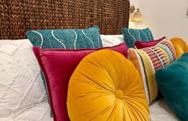 Boho Bliss Downtown Apartment in Historic Pilot Mountain - Foto 9