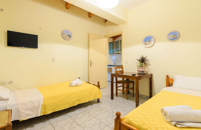 Regina Apartments - Photo 24