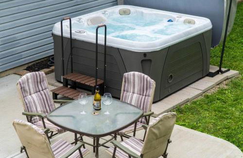 Private Ranch- Entire Home - Hot Tub - Pets & Kids Welcome - King Bed - Fenced Backyard - Free WiFi - Foto 4