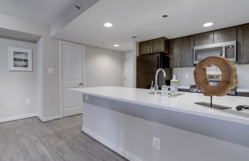 Sojourn Courtland Towers - Foto 28