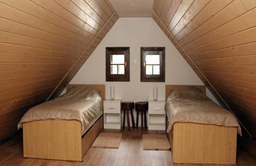 Tradicionalna zagorska drvena kuća Stara murva - Foto 10