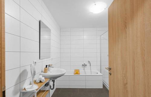 BetterStay Central Apartment for 6 People I 97m2 I Netflix I Kitchen - Foto 32