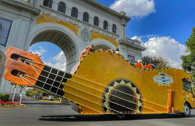 Guitar Bus Tour + Dinner and a Mariachi Show - Photo 2