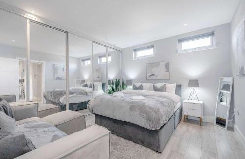 Beautiful 2BR Penthouse Ideal For Families By Charles Richardson ltd Short Term Rentals Couldson - Foto 3