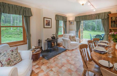 Rymore Wood Lodge - Seasgair Lodges - Foto 8