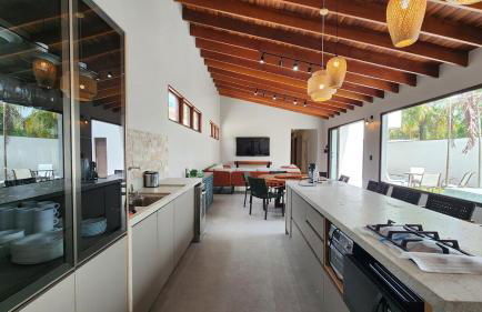 Vilaguaeca Alto Padrão 6 suites SPA - Foto 25