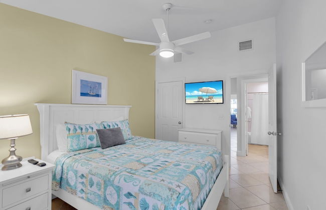 Waterfront Luxury Villa With Spectacular Sunset Views And Boat Slip 3 Bedroom Townhouse by RedAwning - Foto 3