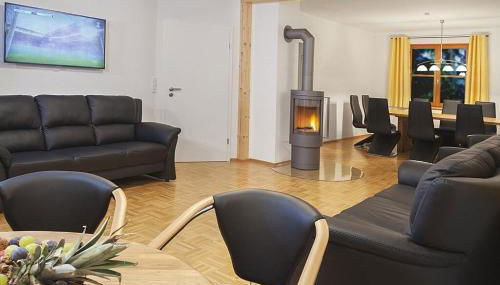 Schwarzwaldhaus24 - Ferienhaus mit Sauna, Whirlpool und Kamin - Foto 2