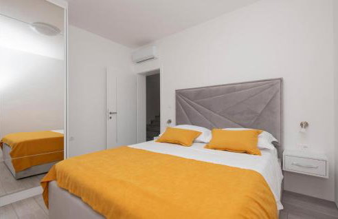 Cozy Home In Veliki Brocanac - Foto 39