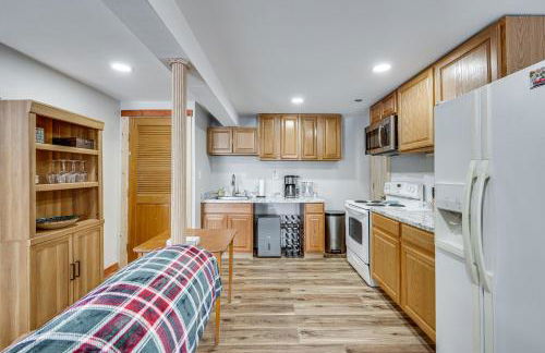 2BR Hilltop Retreat on 12 Acres! VAST Trail Access - Foto 11