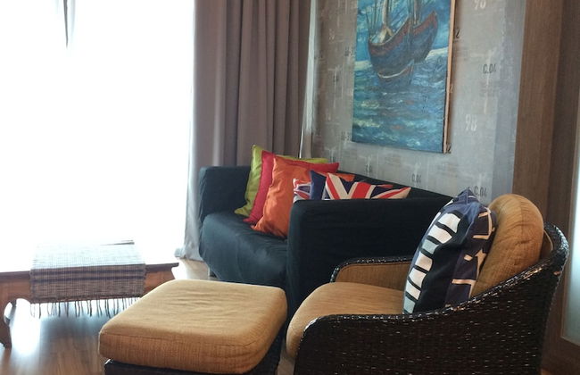 Lawang Suite Apartment With Balcony - Photo 31