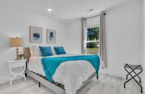 3 BR Downtown Spartanburg- Upscale& Work Ready "Sweet Carolina Cottage" - Foto 18