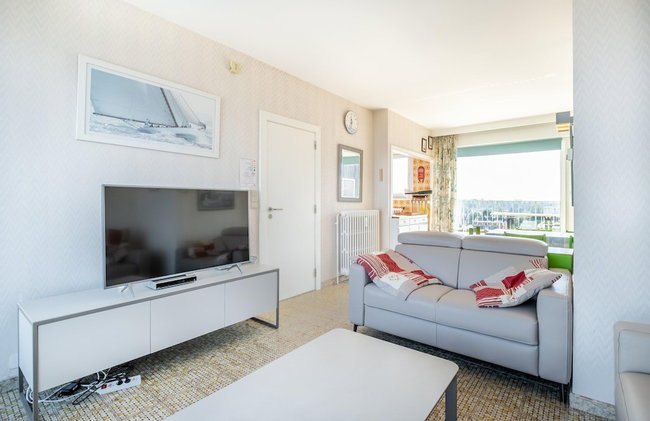 Penthouse in Seafront With Stunning Sea View - Photo 6