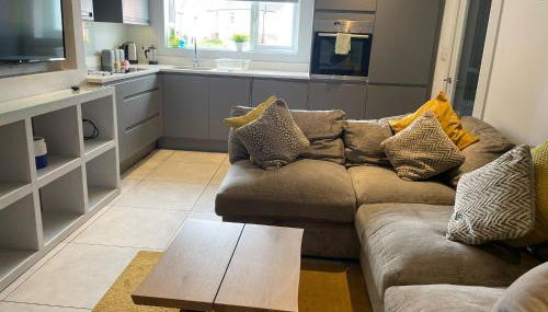 Sandbanks Road - Photo 3