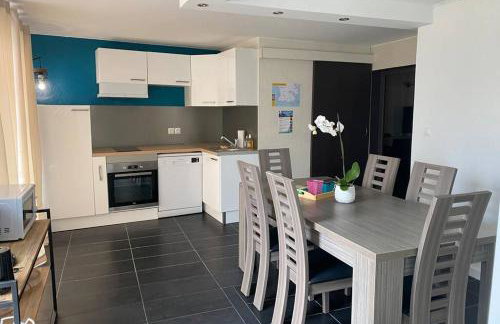 Appartement en entrée de ville avec balneo - Foto 7